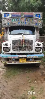 Truck for sell