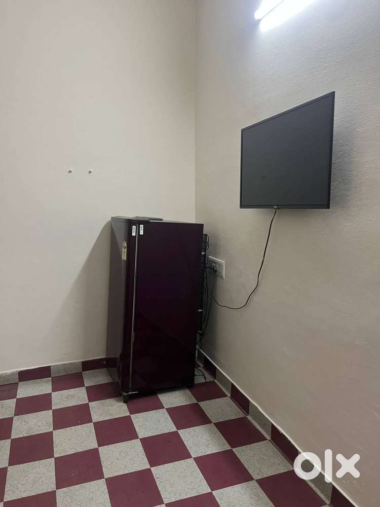 2BHK available for LEASE in Koramangala - US0634