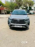Toyota Innova Crysta 2.8Z Automatic, 2017, Diesel