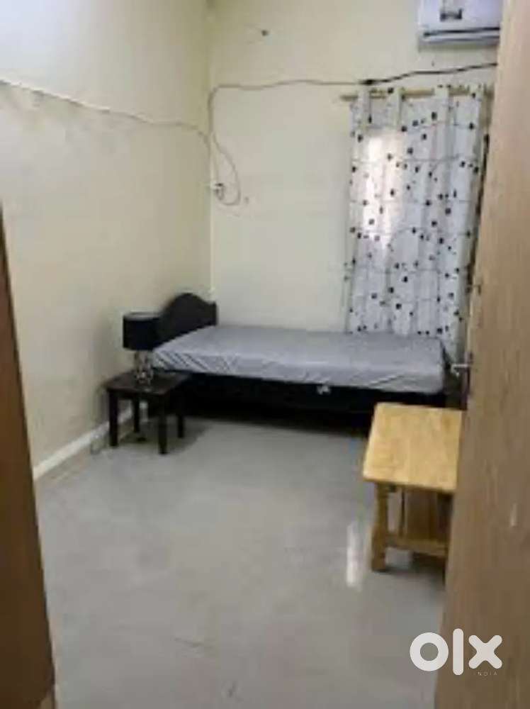 ROOM FOR RENT NO ADVANCE