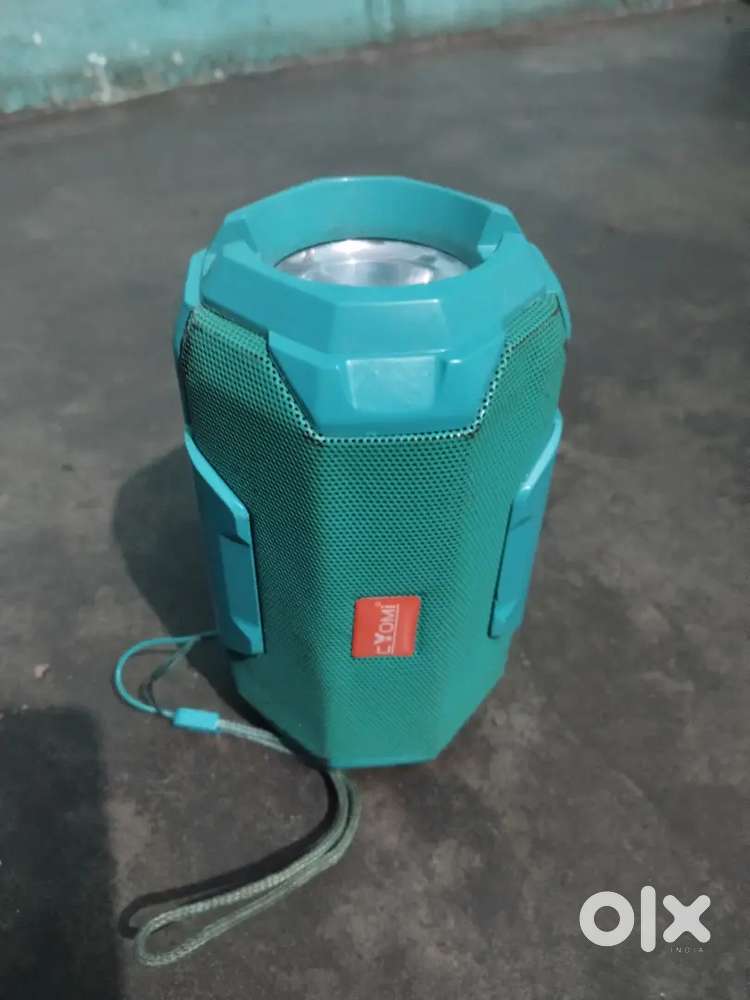 PORTABLE BLUETOOTH SPEAKER