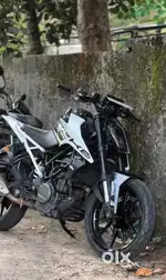 Neat condition geniune km . TN 75 registration