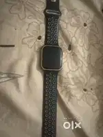 Apple Iwatch SE 1 year old