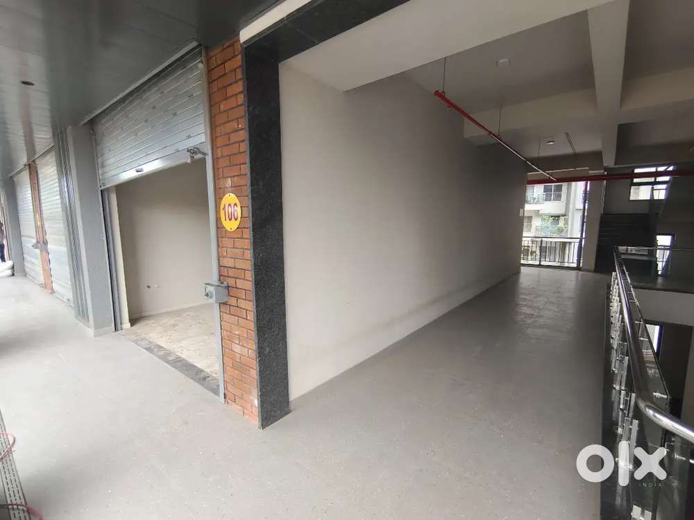 400 Sqft shop on Rent in 7 Plumeria Drive