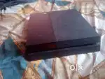 Ps4 at low price with 2games