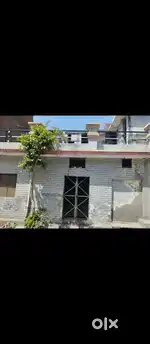 6 bedrooms with commercial meter