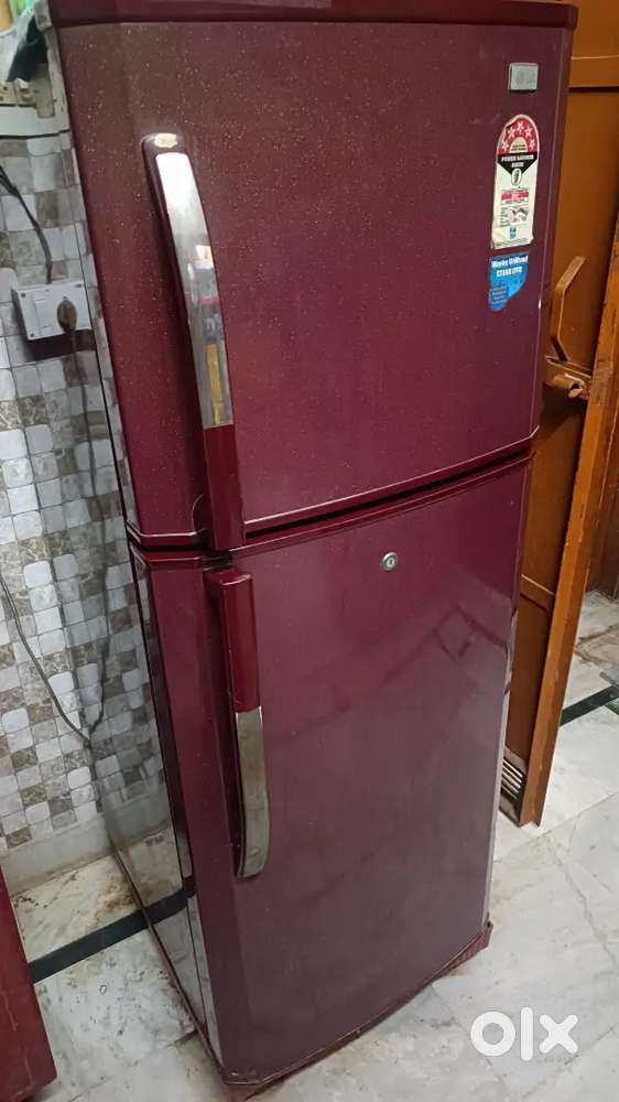 LG 5Star Maroon Double Door 230L Frost Freezer Refrigerator