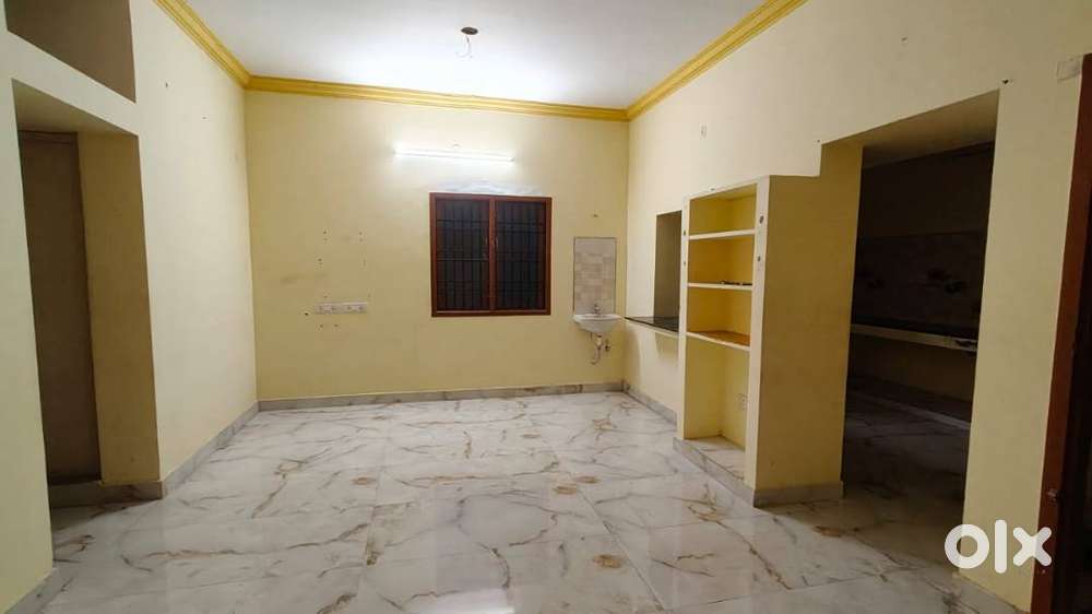 2 bhk house for rent in Madipakkam
