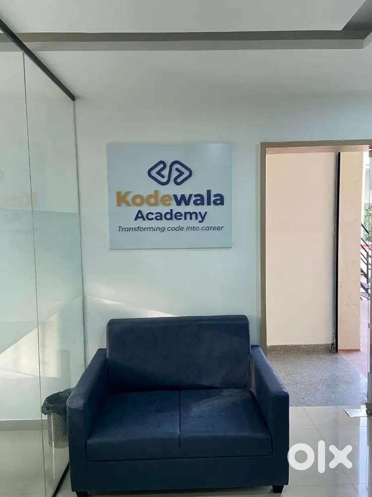 Office attendant (male/female)