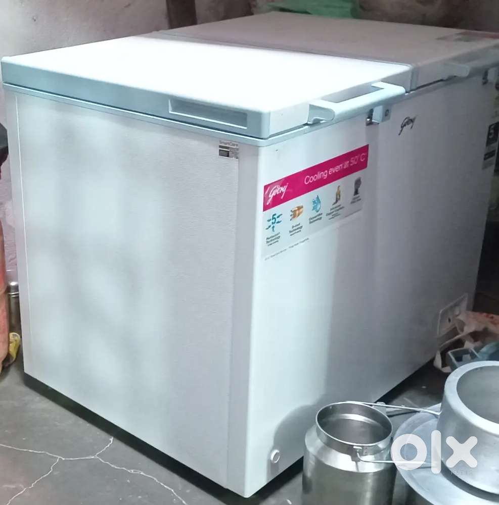 Godrej 4 star 300 litre fridge. 2 month old