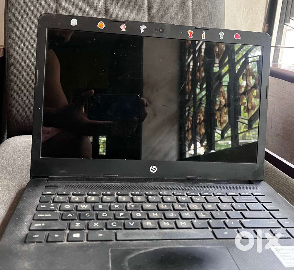 HP Laptop 10gen ,8 gb ram, ssd , Ck2018 model black