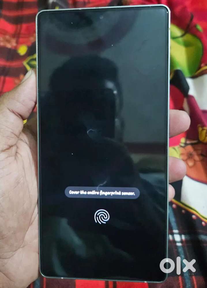 Phone in showroom condition
