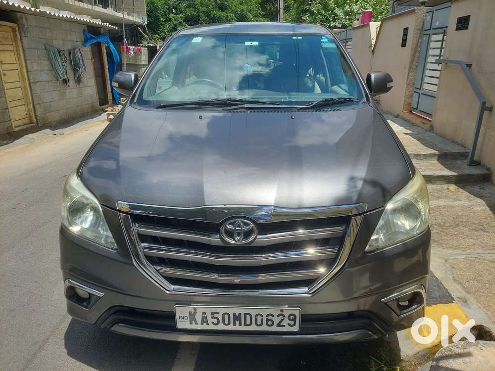 Toyota Innova 2.5 VX 7 STR, 2014, Diesel