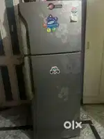 Samsung Double door fridge 246 litre 4 star