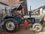 ट्रैक्टर swraj 735