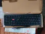 2 Port USB, keyboard, headphones