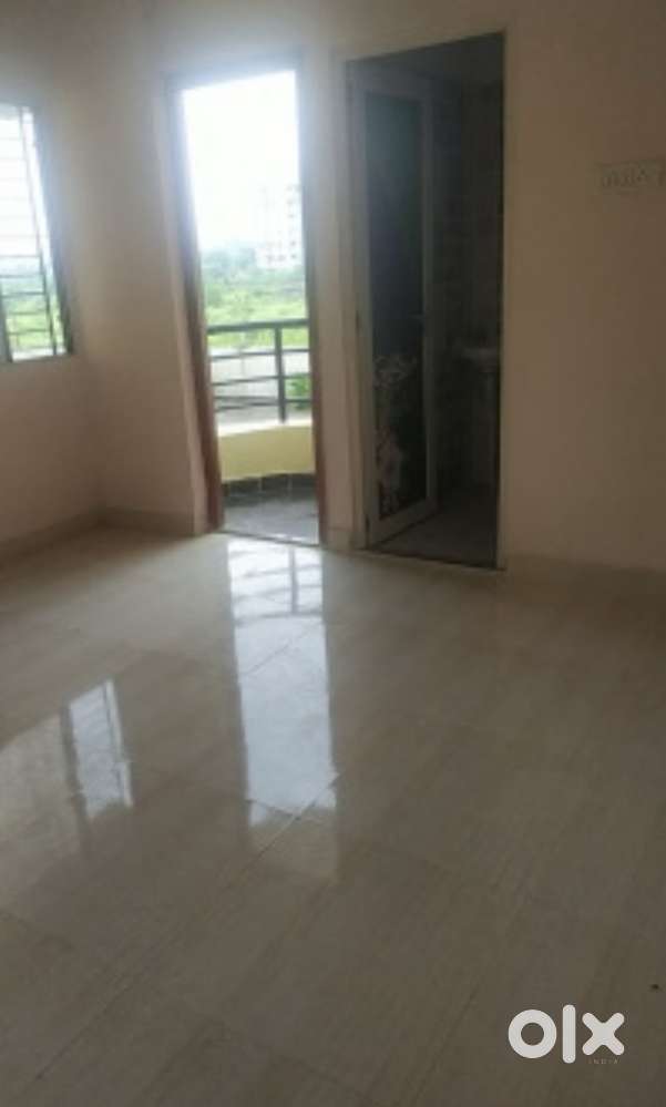 Sharing female flatmate chahiye