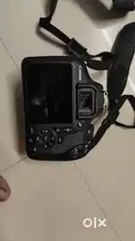 Canon 1500D