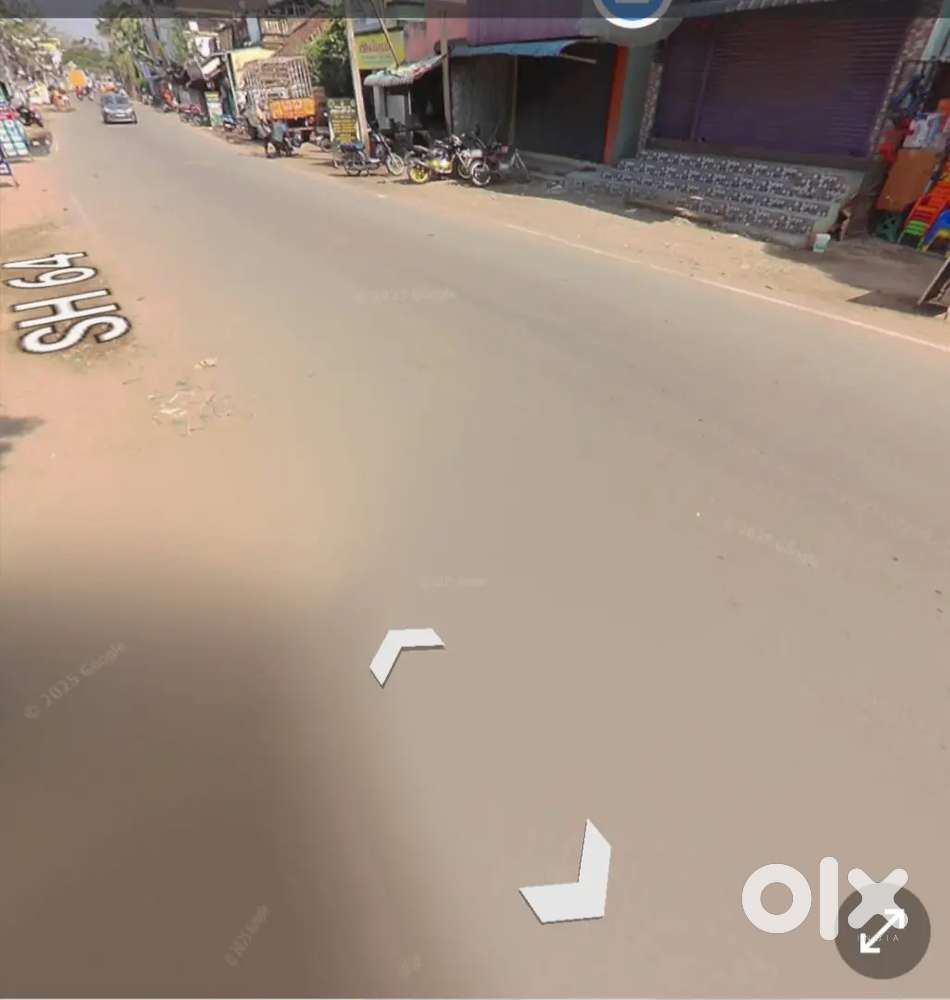 Main road commercial property