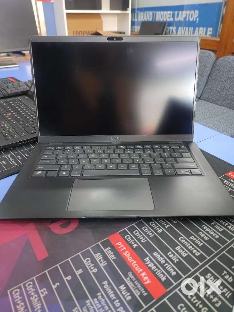 Dell 7410 core i7-10th Gen laptop 13inch FHD display 16Gb RAM,256Gb