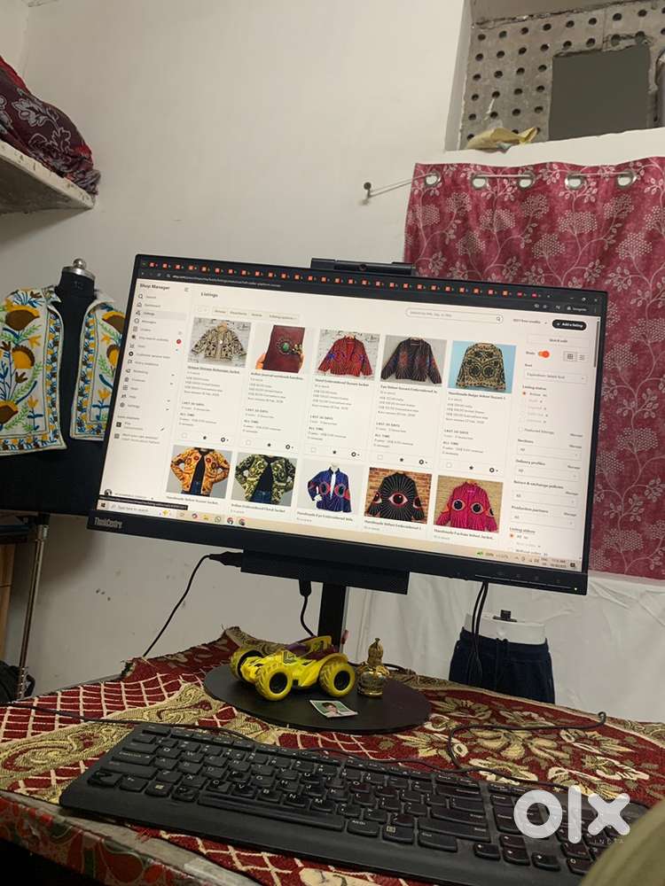 Online e commerce ke liye girls only