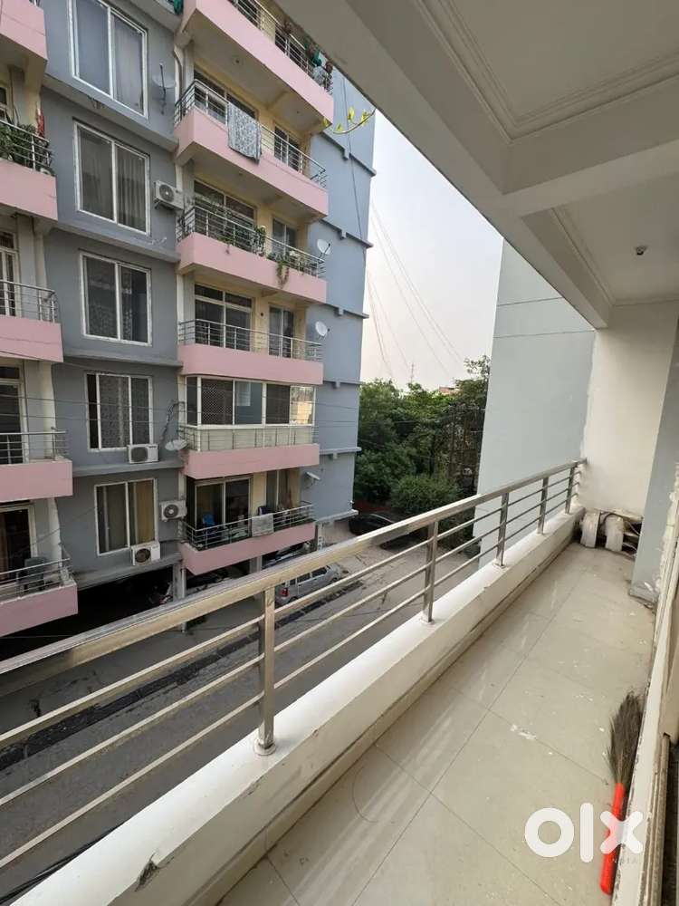 2 BHK independent house indira nagar Munshi puliya LKO