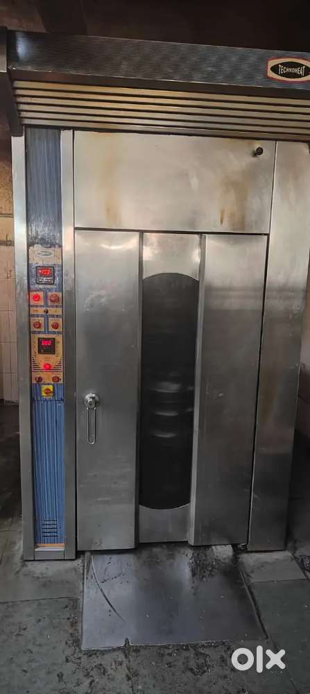 Commercial Rotary Oven