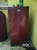 Whirlpool freez  184L very good condition in red colours