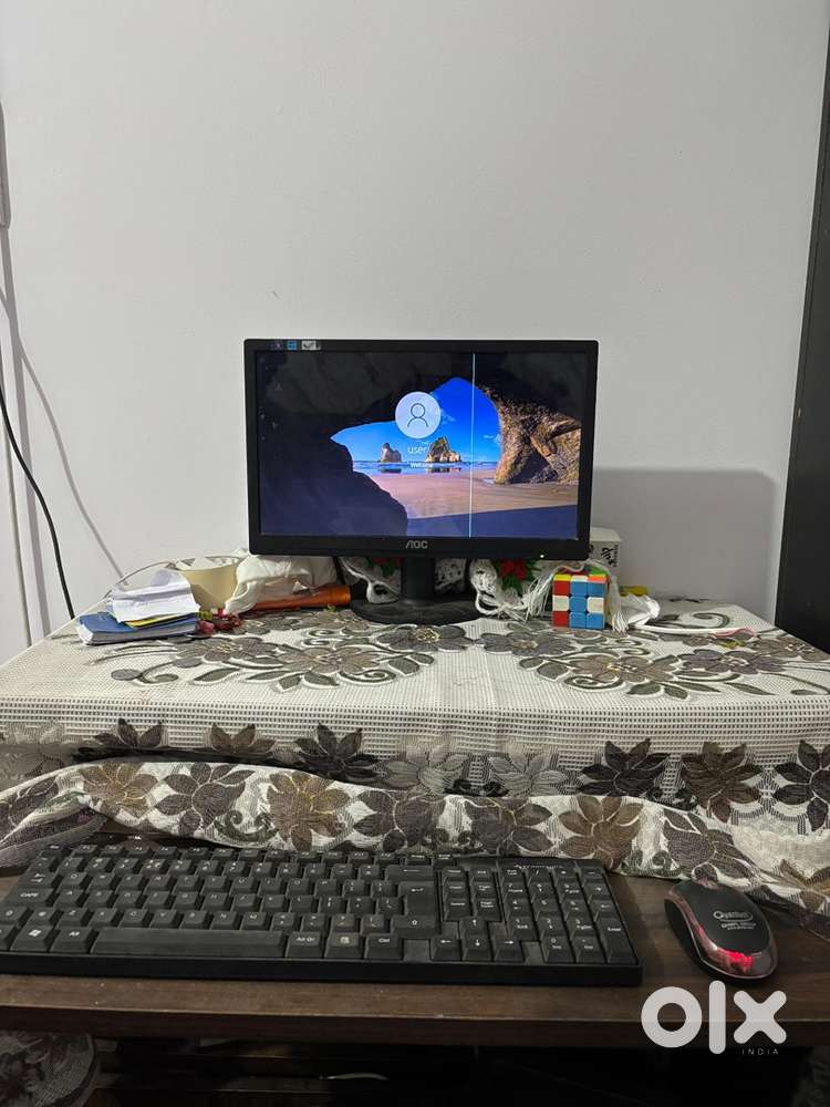 Unused computer with computer table