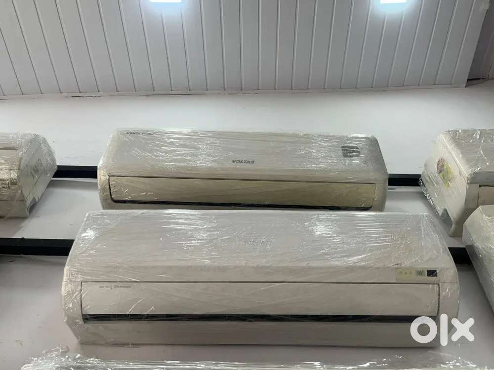 1 ton split AC with warranty good condition