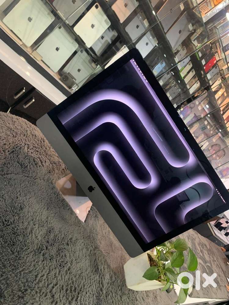 iMac Pro \ 27inch \ 64GB-1TB \ 5k display \ 8GB Graphics \ Warranty