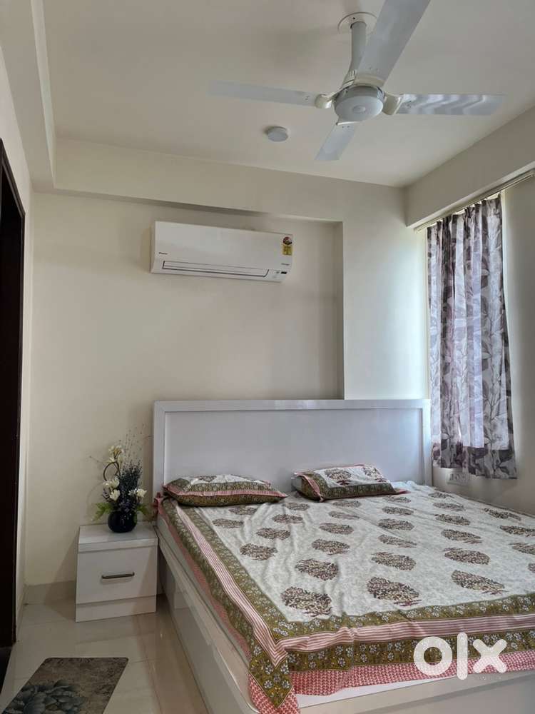 3ROOM /3 Balcanies /3 Bathrooms/Near Super market /Park /