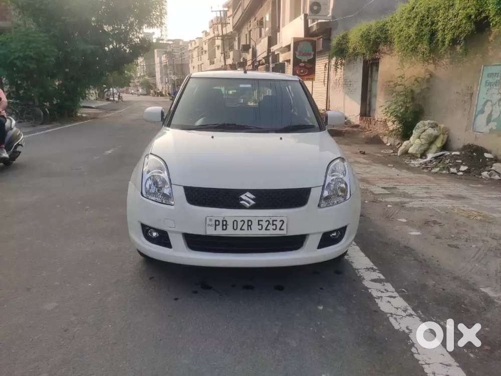 Maruti Suzuki Swift 2010 Diesel 74000 Km Driven