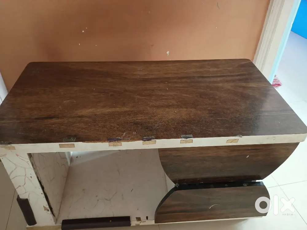 Centre table