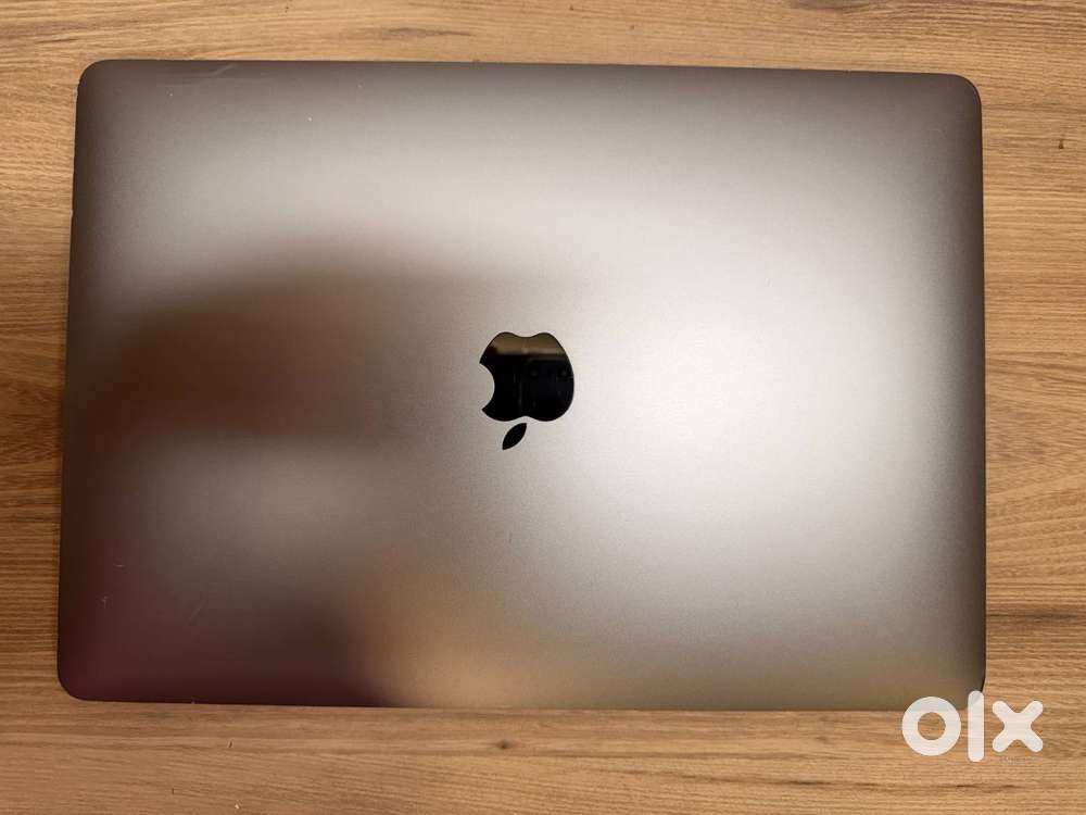 Apple MacBook Air M1  8GB RAM  Excellent Condition