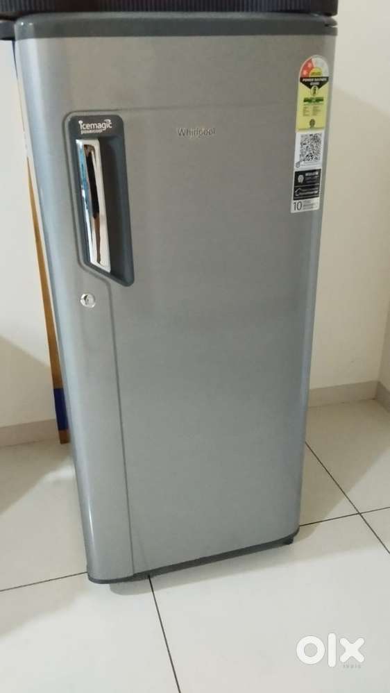 Whirlpool single door fridge