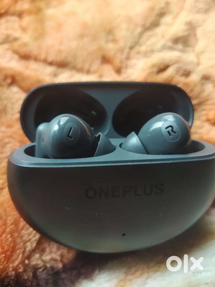 One plus Earbuds 3