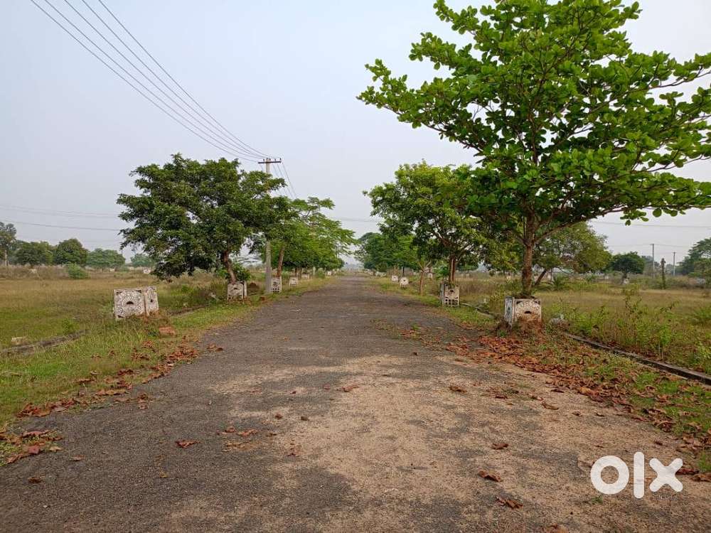 200 sq yrds East Facing VUDA Plot : Bhogapuram HIGHWAY