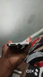 Vivo v29e / 8. 256  5 G