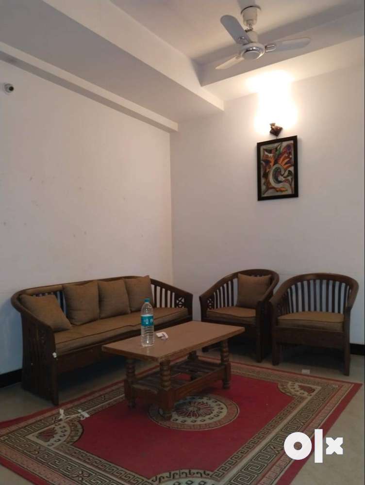 2 BHK FULLY FURNISHED FLAT FOR SALE