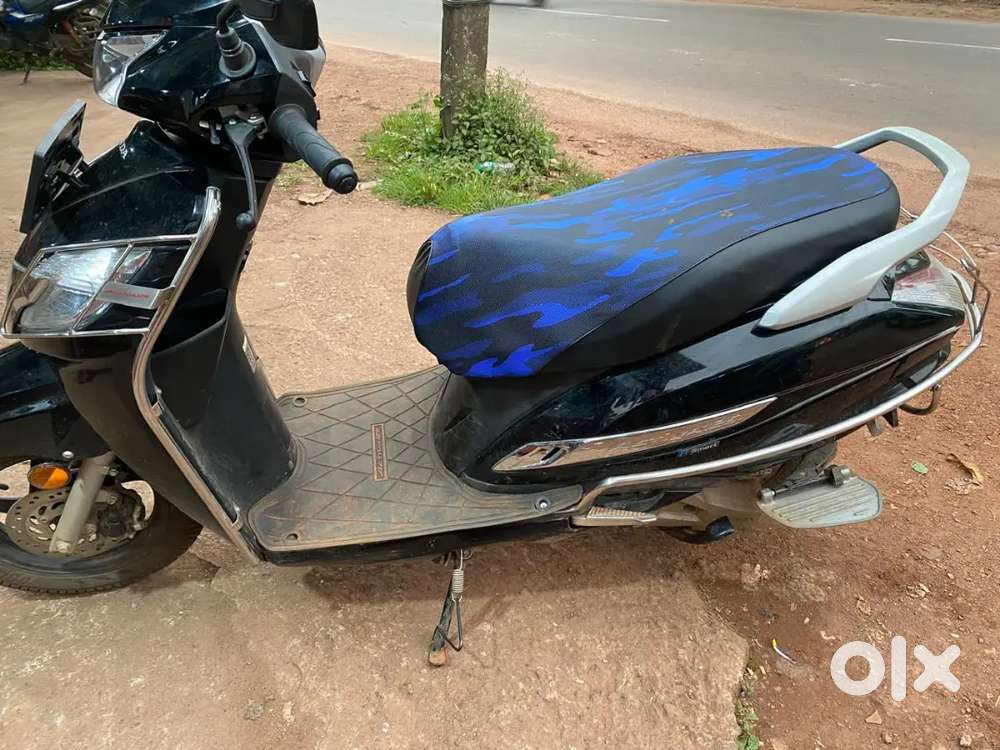 Honda Activa 125 H Smart (2025 मॉडल)
सिर्फ़ 3155 किलोमीटर चली है