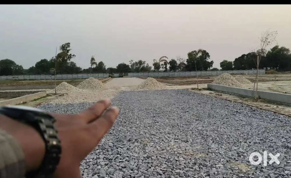 घर बनवा कर रहने योग्य जमीन जलसा रिजॉर्ट से नजदीक सस्ती साइट