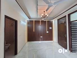 Ready to move 2 BHK flat in Hans enclave Gurgaon sector 33