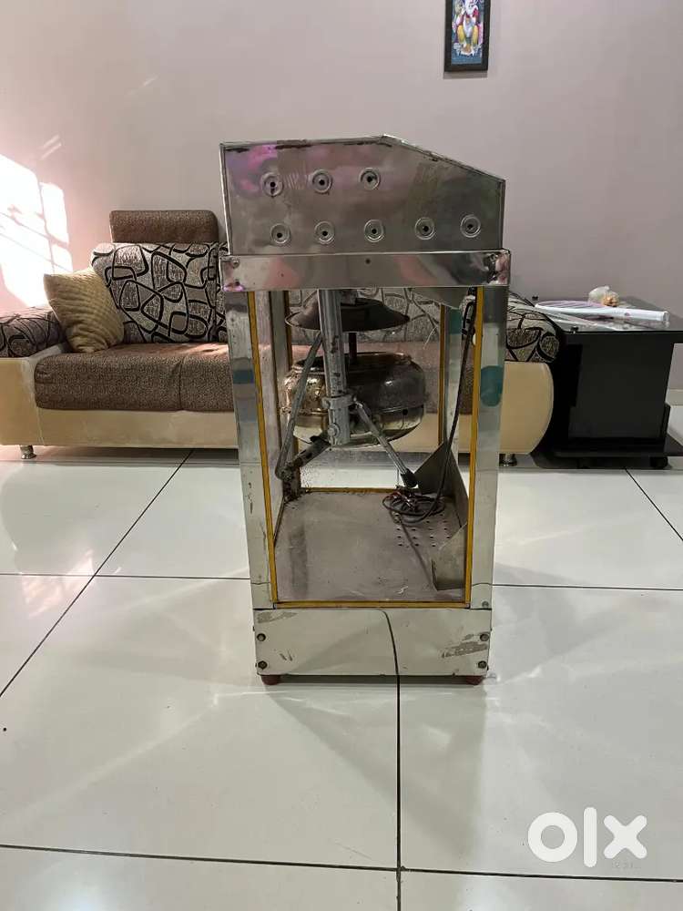 Pop corn machine