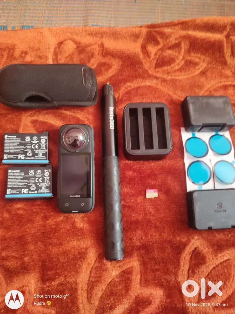 INSTA360 X3 Camera+2 battery+Charger+lens guard+512gb SDcard