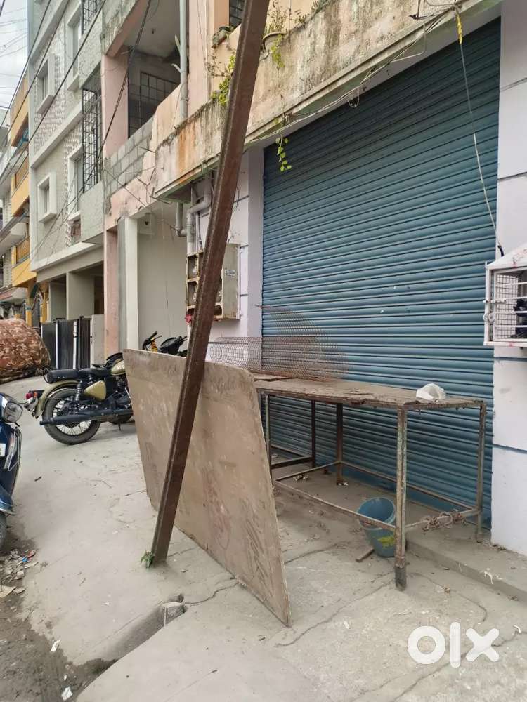 Corner shop for lease at 6L in Bommanahalli
