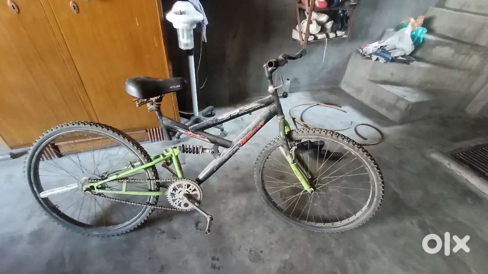 MTB Cycle with shoker