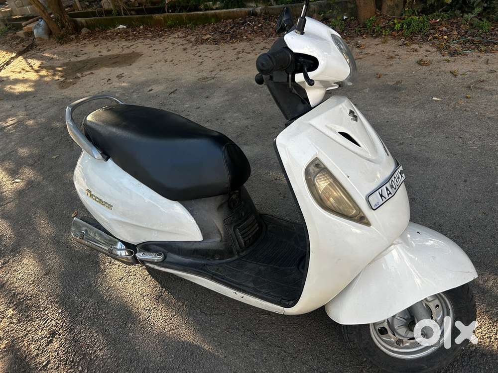 Mint condition, lady driven