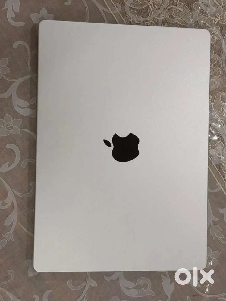 MacBook Pro 14-inch (M3 Pro, 2024 Model)