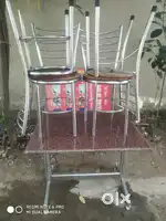 Two burner Chinese stav+ dining table with 4 chair